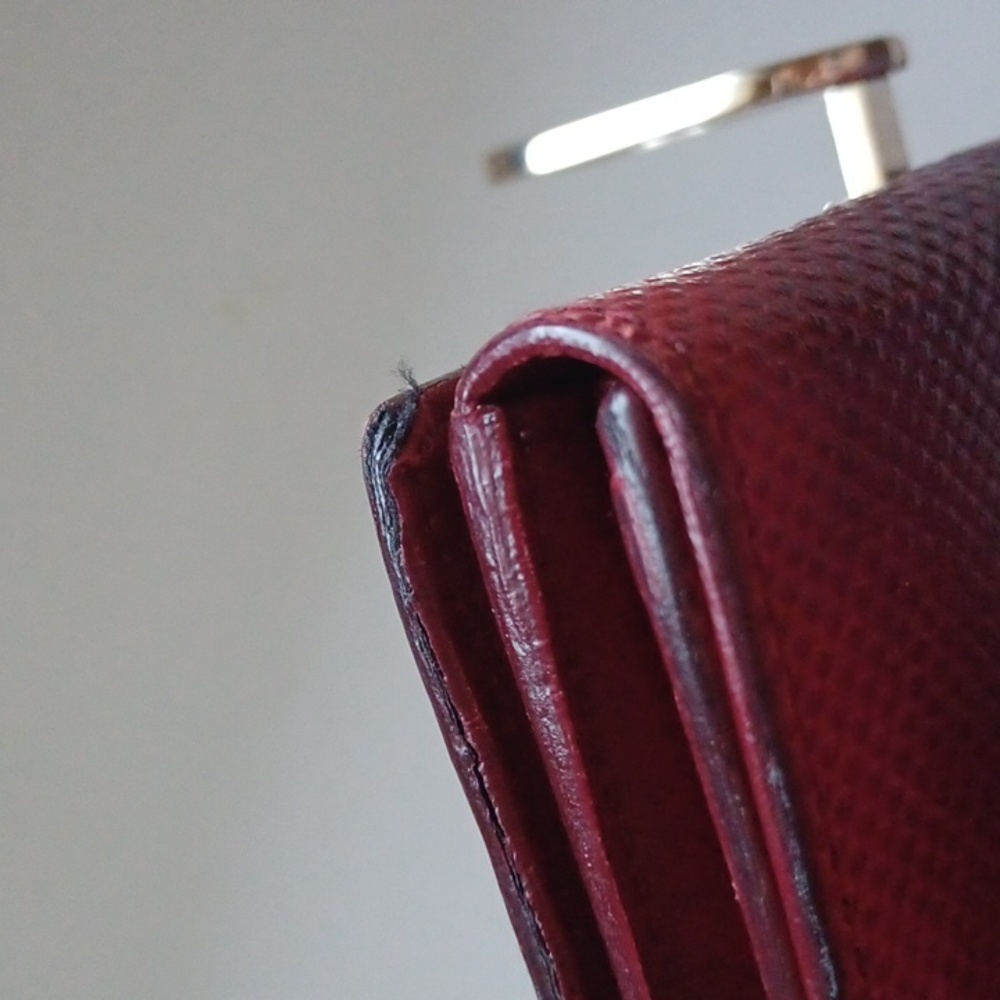 Vintage Gucci Red Compact Exotic Leather Wallet - Picture 17 of 17